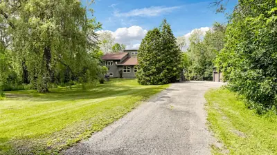 6466 Old Homestead Road, Georgina, On L0e 1r0