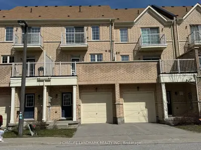 Att/Row/Townhouse in Markham