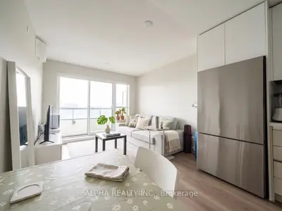 Condo Apartment in Markham