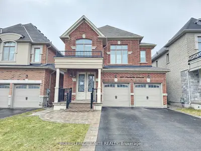 Detached in Newmarket