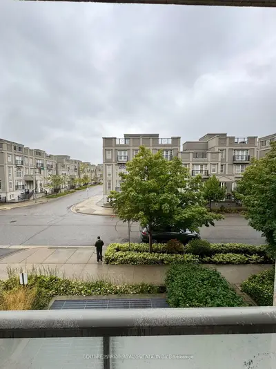 Condo Apartment in Markham