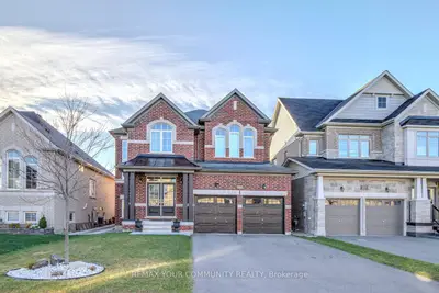 Detached in Innisfil