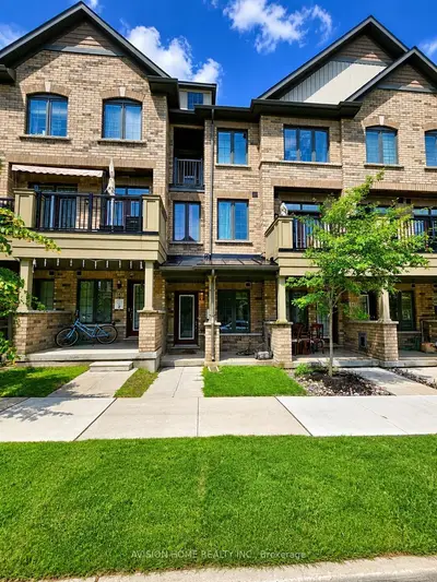 Att/Row/Townhouse in Markham