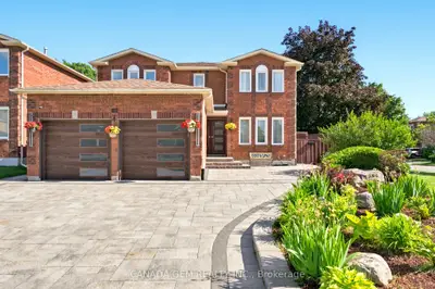 Detached in Richmond Hill