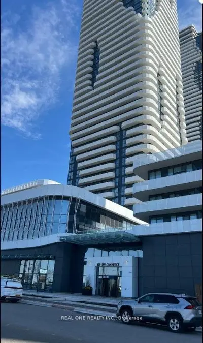 Condo Apartment in Vaughan