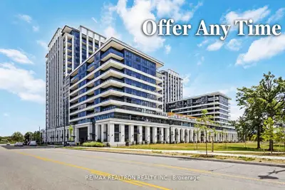 Condo Apartment in Markham