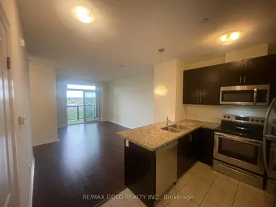 39 New Delhi Drive 803, Markham, On L3s 0e1