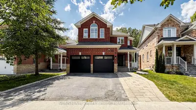 Detached in Richmond Hill
