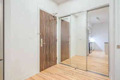 8763 Bayview Avenue 230, Richmond Hill, On L4b 3v1