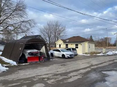 Detached in Georgina