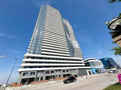 Condo Apartment in Vaughan