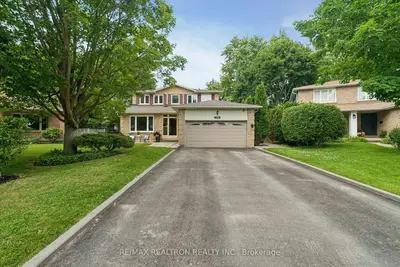 Detached in Newmarket