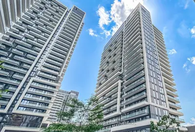 Condo Apartment in Richmond Hill