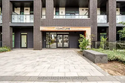 Condo Apartment in Markham