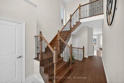 90 Watershed Gate, East Gwillimbury, On L9n 0y2