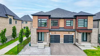 23 Mallery Street, Richmond Hill, On L4s 0h7