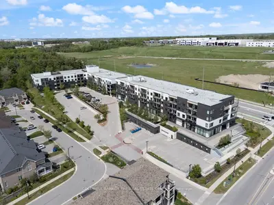 555 William Graham Drive 246, Aurora, On L4g 3h9