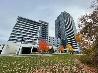 Condo Apartment in Vaughan