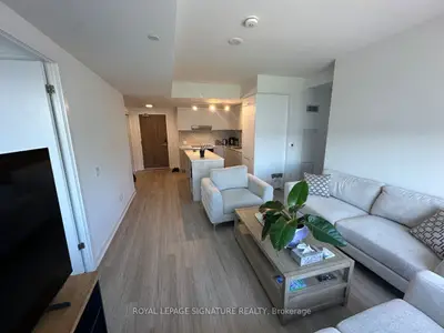 8188 Yonge Street 222, Vaughan, On L4j 0m2