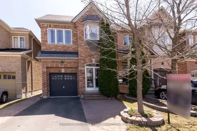 Detached in Vaughan