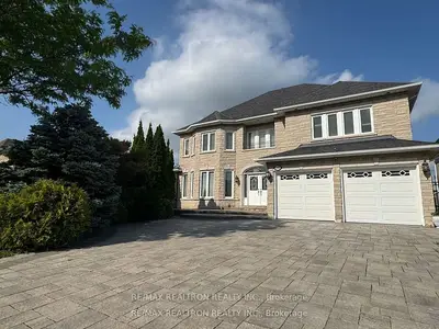 Detached in Markham
