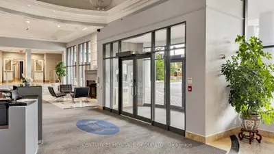11121 Yonge Street 311, Richmond Hill, On L4c 0s7