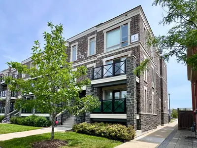 Condo Townhouse in Markham