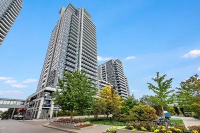 Condo Apartment in Markham
