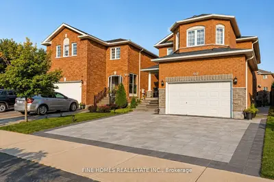 Detached in Vaughan