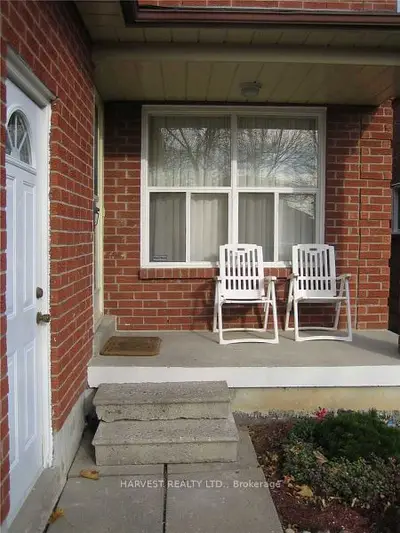 39 Bendamere Crescent, Markham, On L3p 6y1