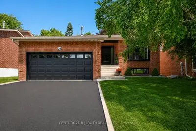 Detached in Newmarket