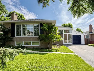 Detached in Aurora