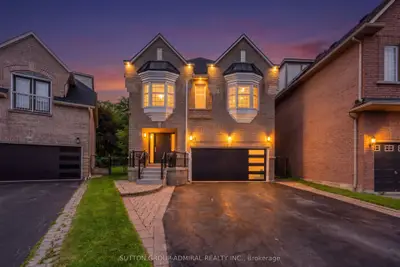 Detached in Vaughan