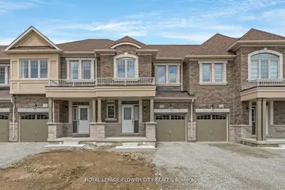 2282 Grainger Loop Crescent, Innisfil, On L9s 0m9