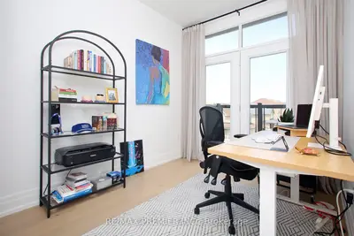 Att/Row/Townhouse in Vaughan