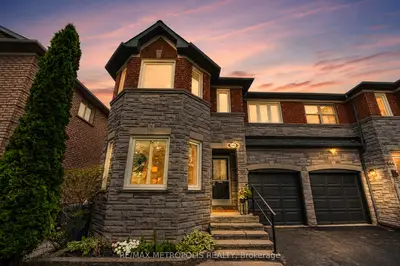 Semi-Detached in Newmarket