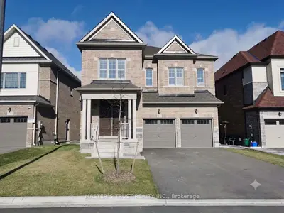 Detached in East Gwillimbury
