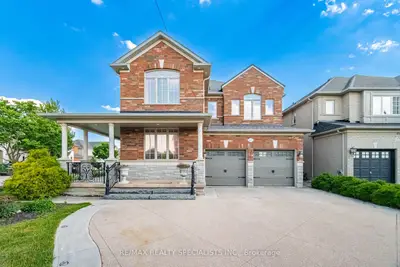 Detached in Vaughan