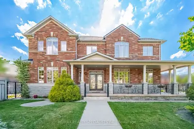 257 St. Francis Avenue, Vaughan, On L4h 3e7