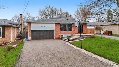 Detached in New Tecumseth