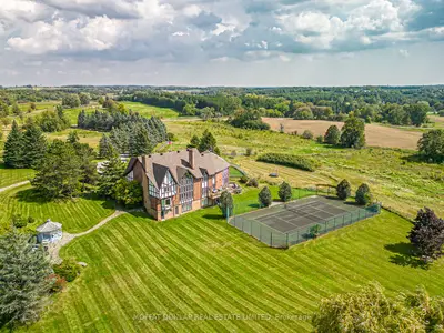 15600 Eleventh Concession Road, King, On L0g 1t0