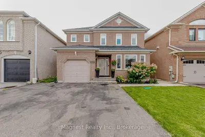 Detached in Vaughan