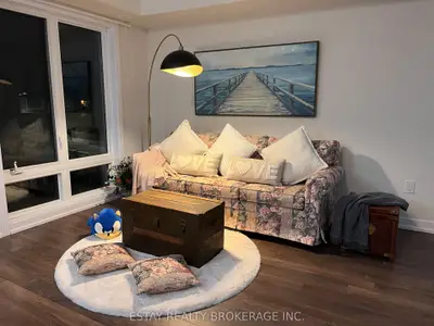 Condo Townhouse in Markham