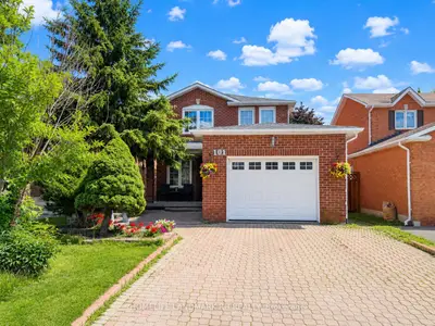 Detached in Vaughan