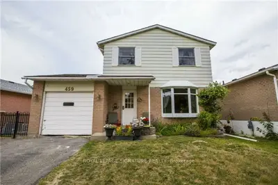 Detached in Newmarket