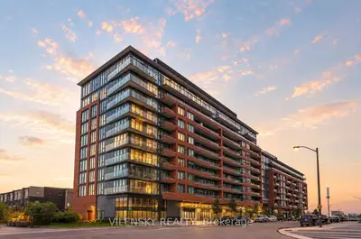Condo Apartment in Vaughan
