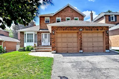 Detached in Aurora