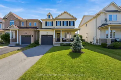 Detached in Essa
