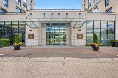 12 Woodstream Boulevard 709, Vaughan, On L4l 8c3