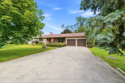 Detached in New Tecumseth